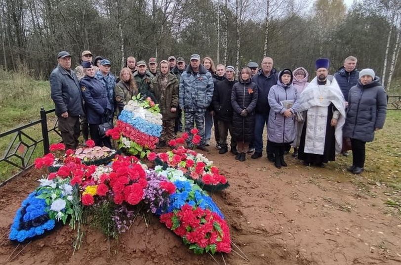 ЦЕРЕМОНИЯ ЗАХОРОНЕНИЯ ОСТАНКОВ СОВЕТСКИХ ВОИНОВ.